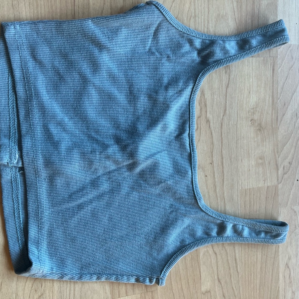Button tank - Picture 3 of 3